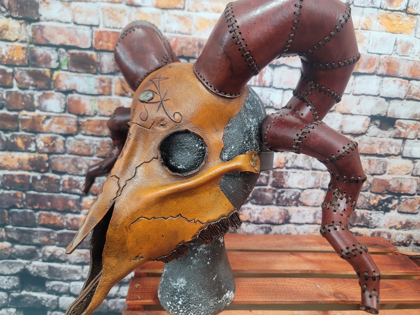 Mask Skull Leather Horned