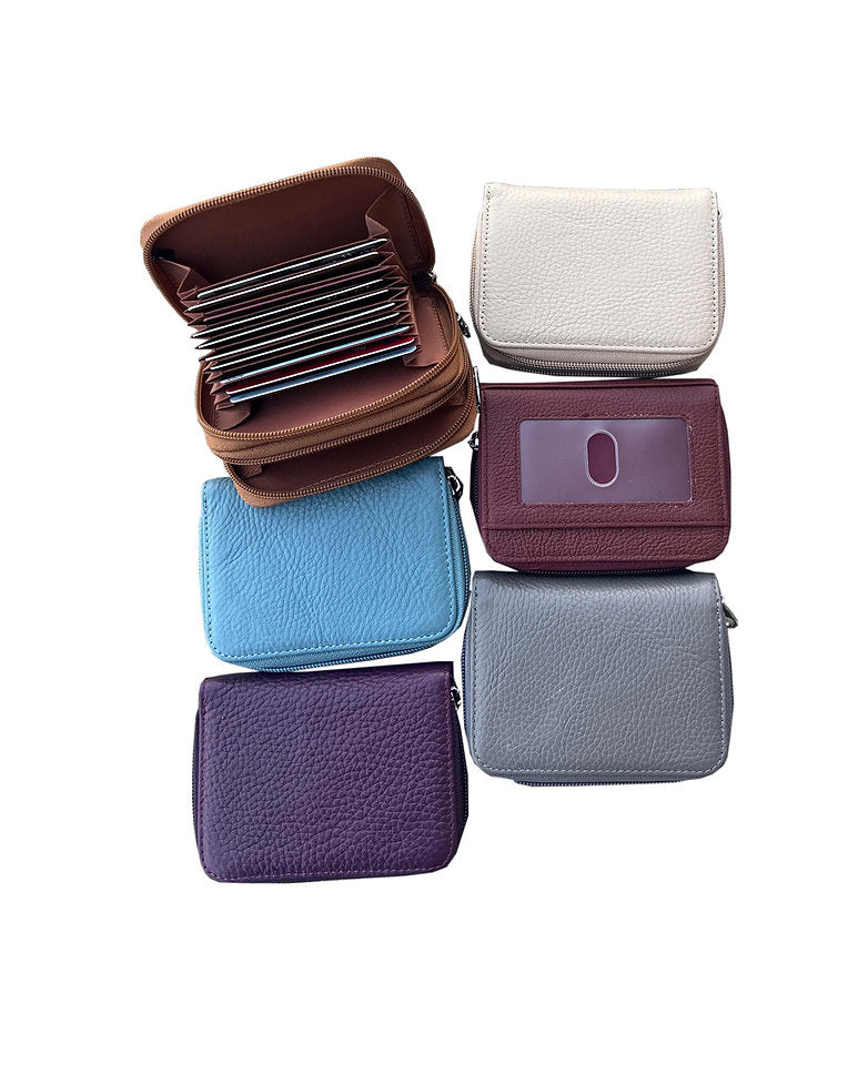 Leather credit card wallet