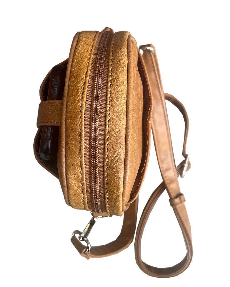  Crossbody with phone pocket